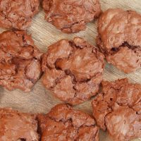 Chocolate Meringue Cookies