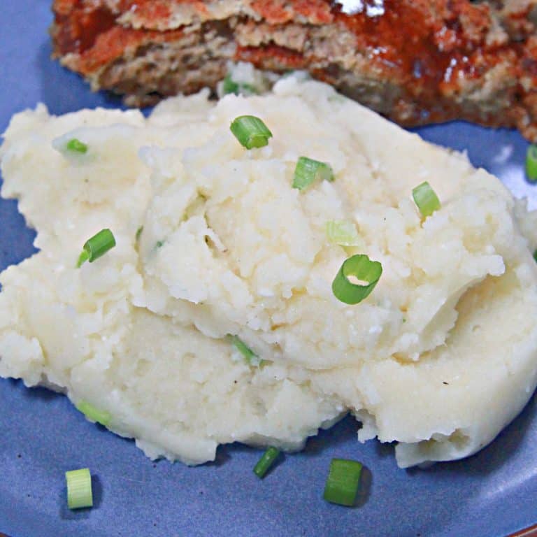 Cheesy Chive Mashed Potatoes