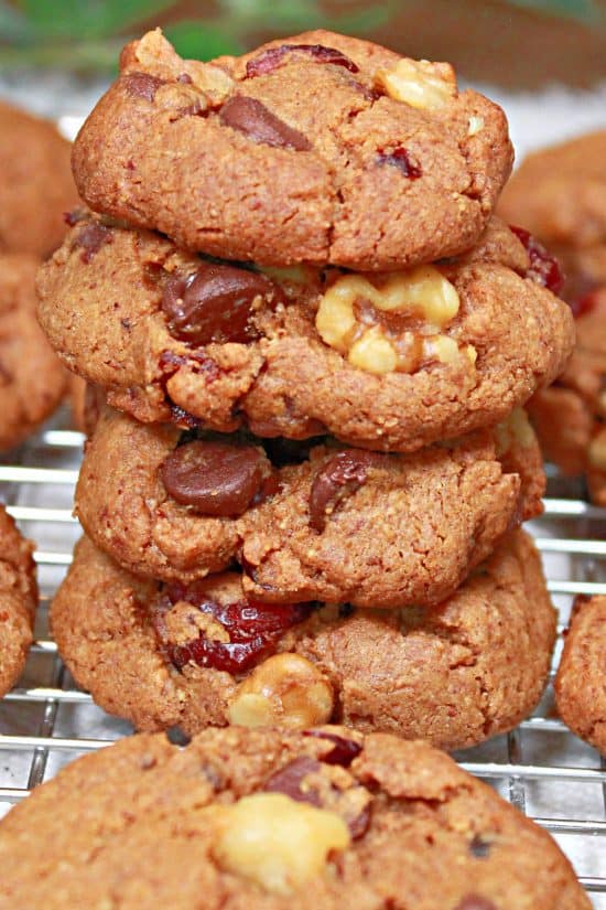 With just a few ingredients (five) you can have delicious little treats.