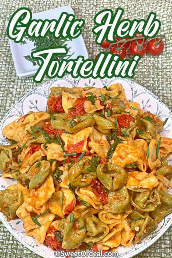 Garlic Herb Tortellini is an easy dinner ready in around 30 minutes. Perfect for vegetarians or as a side with your favorite protein.