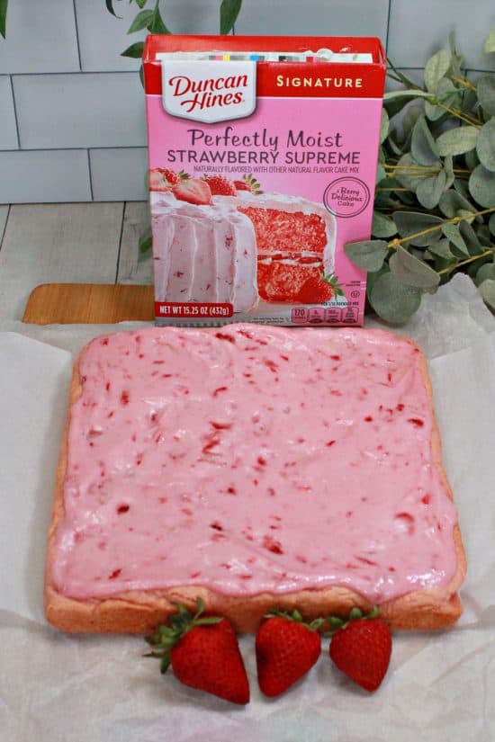 A super easy dessert, perfect for beginners, that's perfect for parties, holidays, and potlucks.